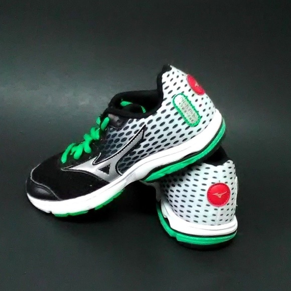 mizuno wave rider 18 junior